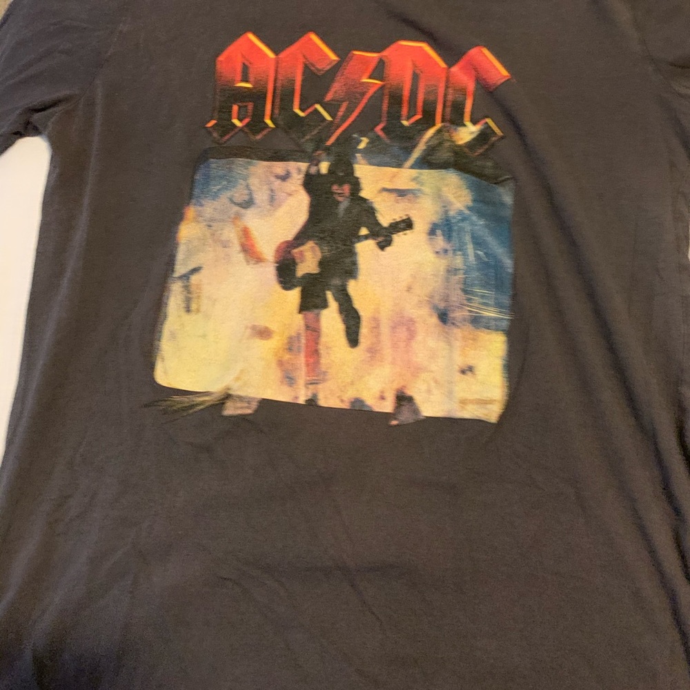 T shirt
